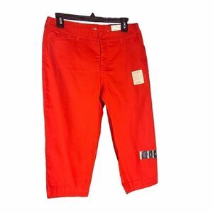 NWT St. John’s Bay Red Capri Pants Size 8P